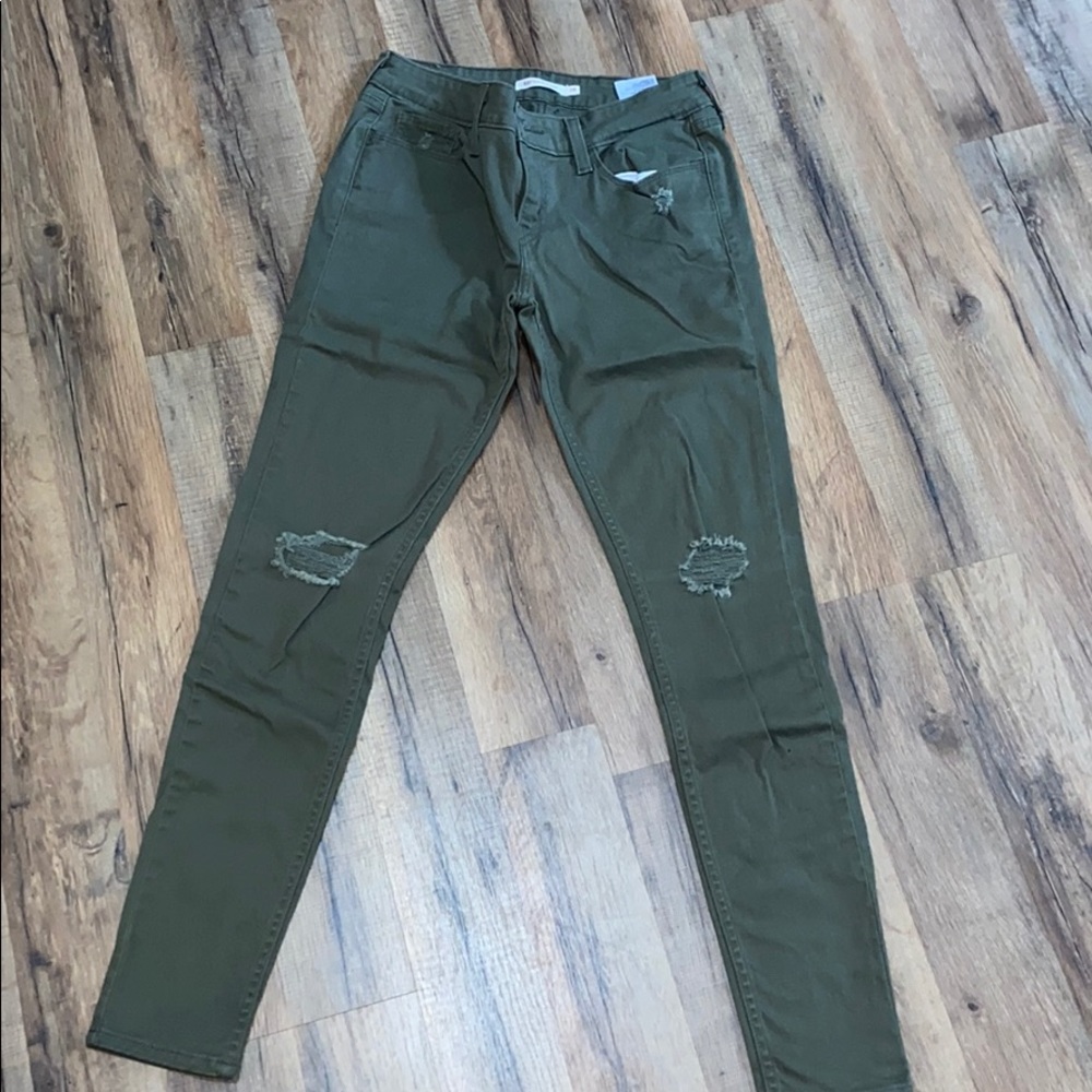 Olive super skinny Levi Jeans